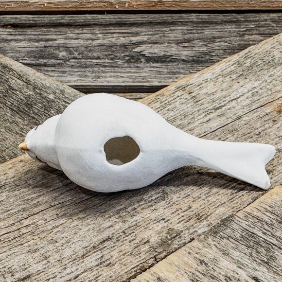 Vintage Ceramic Bisque Chickadee/Bird with HandPainted Colorado Blue Columbine - Picture 8 of 8